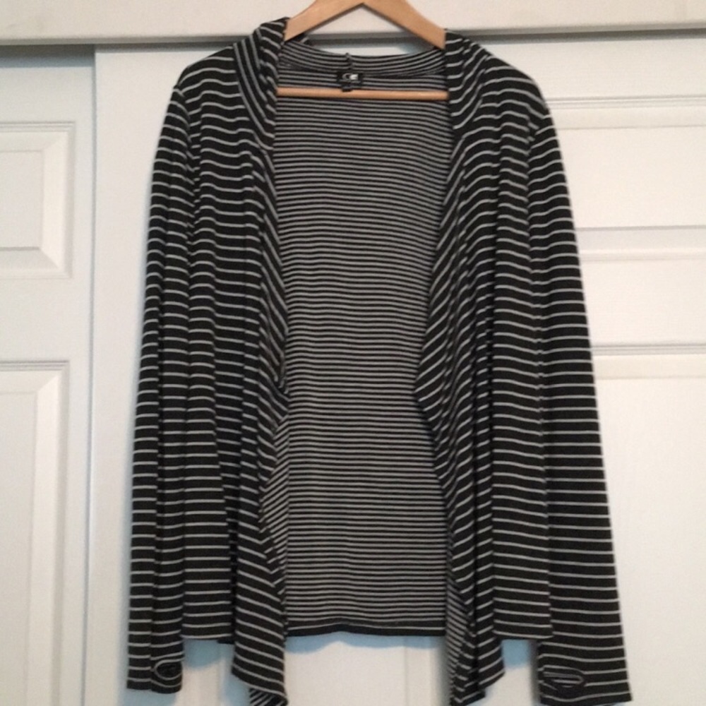 Super Cute and Sporty Casual Hooded Sweater